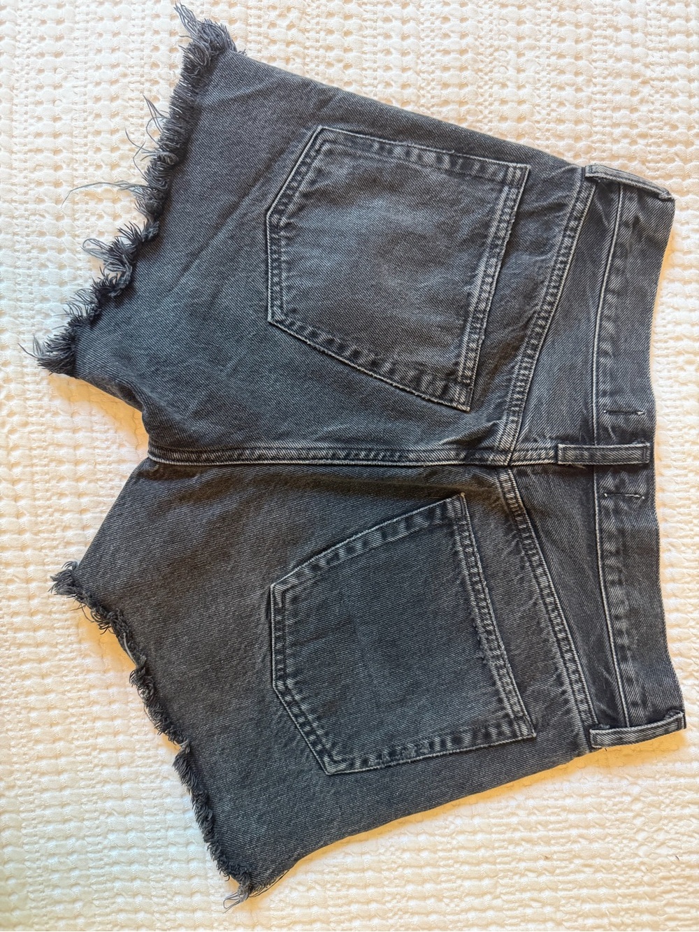 AGOLDE Black Distressed High-Rise Denim Shorts - Picture 3 of 8